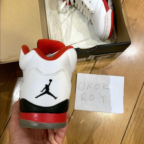 Jordan 4 fire red size 4.5 - Picture 5 of 9